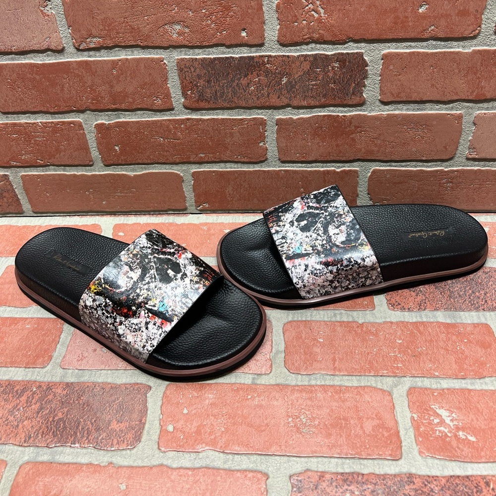 Robert Graham ‘LENNIN’ Black/Multi Skull Print Leather Slide Sandals Mens Size 9